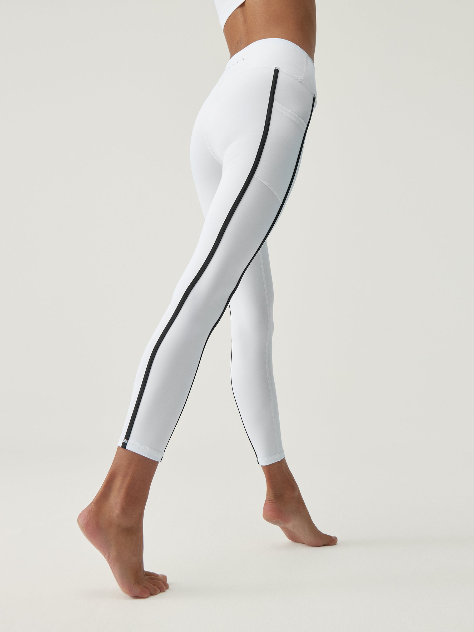 Hanae Leggings in Black/White